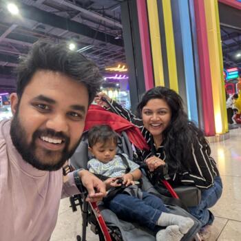 وظيفة جليسة أطفال في إمارة الشارقة: فرص عمل كجليسة أطفال Soumik