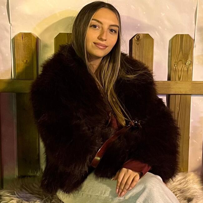 Babysitter a Foggia: Giada