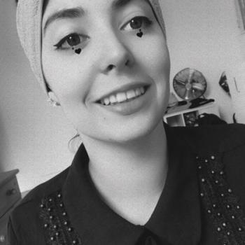 Baby-sitter in Saint-Étienne: Faustine