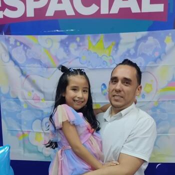 Trabajo para niñera en La Molina: trabajo de niñera Fernando