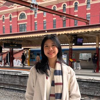 Singapore Island的保母: Rachel