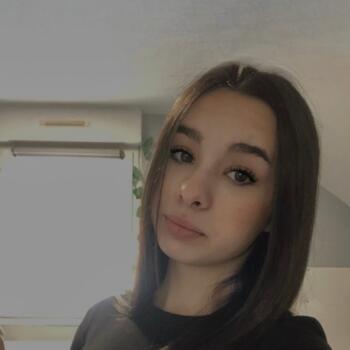 Babysitter in Bulgnéville: Lia