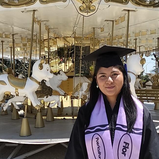 Babysitter in Orizaba: Flor de María