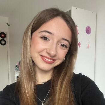 Babysitter in Roncq: Louise