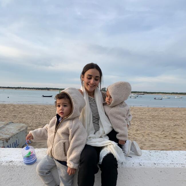 Babysitter in Gold Coast: Monica