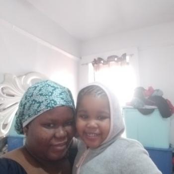 Babysitter The Bronx: Mariama bah