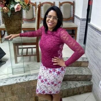 Babá em Belford Roxo: Lídia