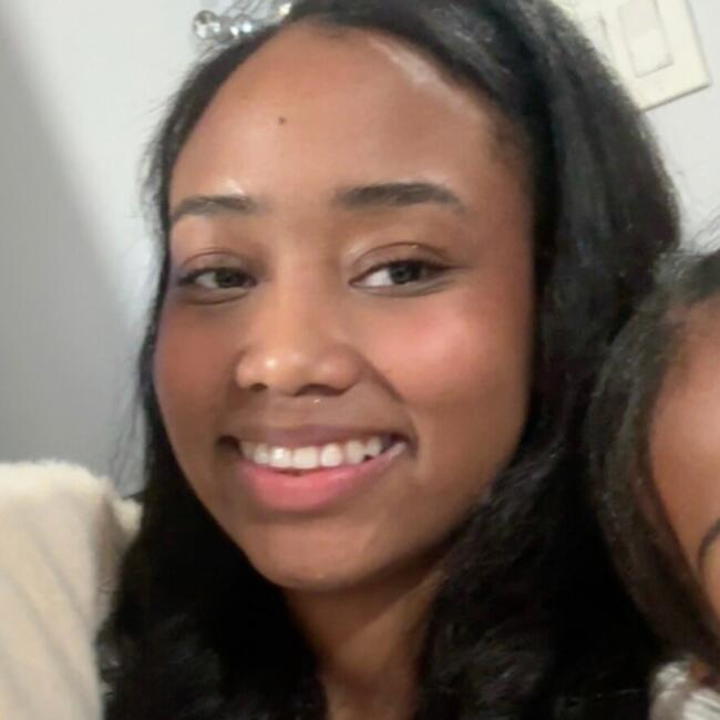 Babysitter in Boston: Scarlen