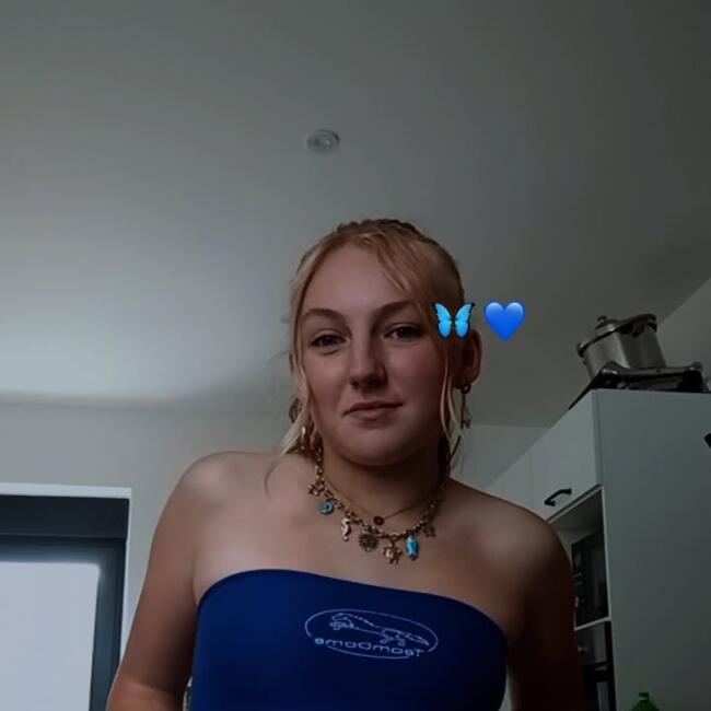 Babysitter in Lécousse: Ambre