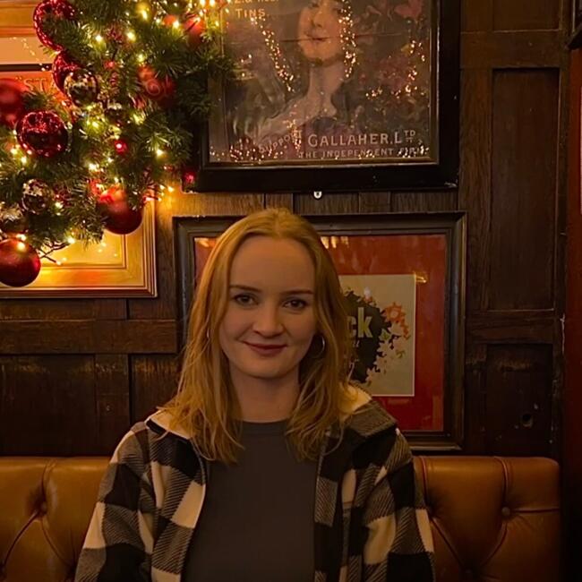 Babysitter in Galway: Rebecca