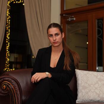 Bebisiterka u Beograd: Neda