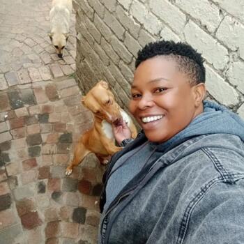 Nanny in Milnerton: Busisiwe Nancy Hlomela