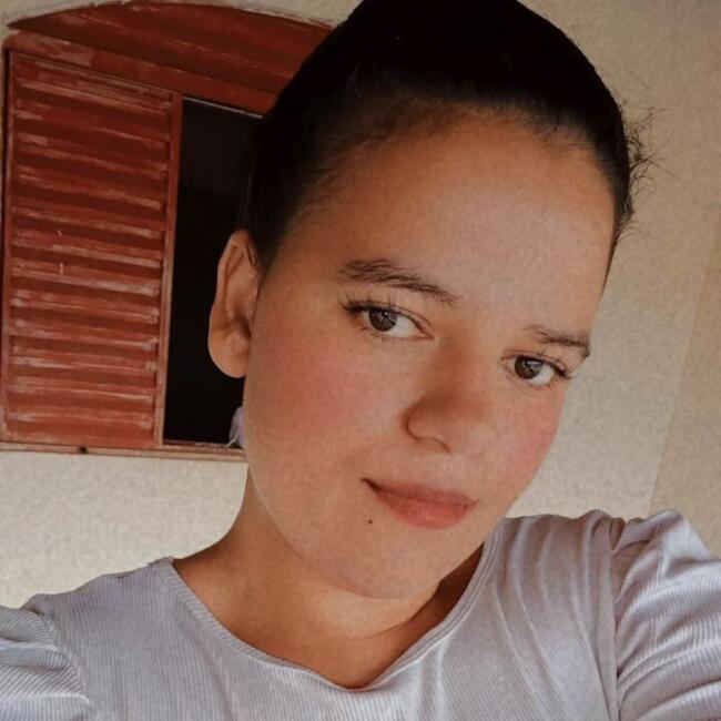 Babysitter in Montes Claros: Thais