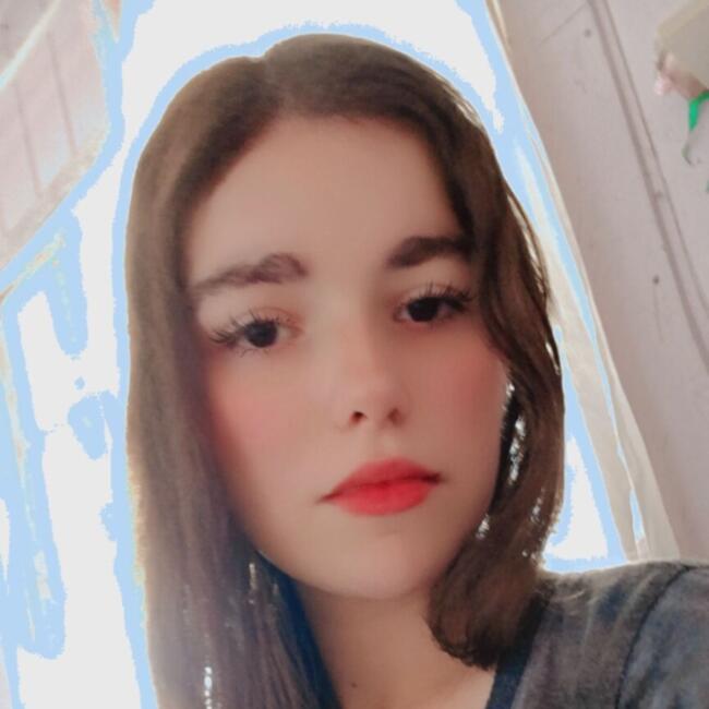 Babysitter in Palhoça: Ana