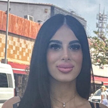 Babysitter Santa Maria Capua Vetere: Anna