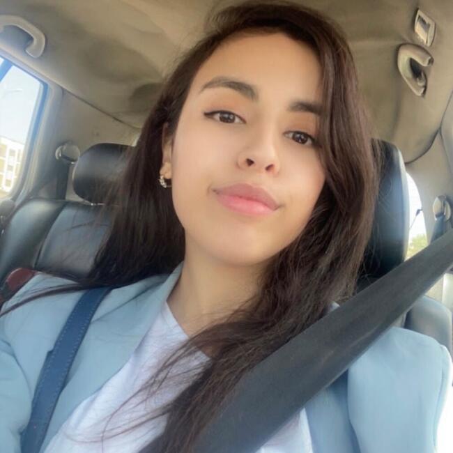 جليسة أطفال في رباط: Afaf