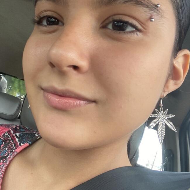 Babysitter in Uberlândia: Maria Luiza