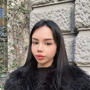 Babysitter Milan: Nia