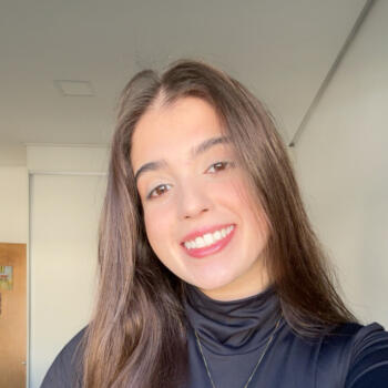 Babysitter in Covilha: Laura