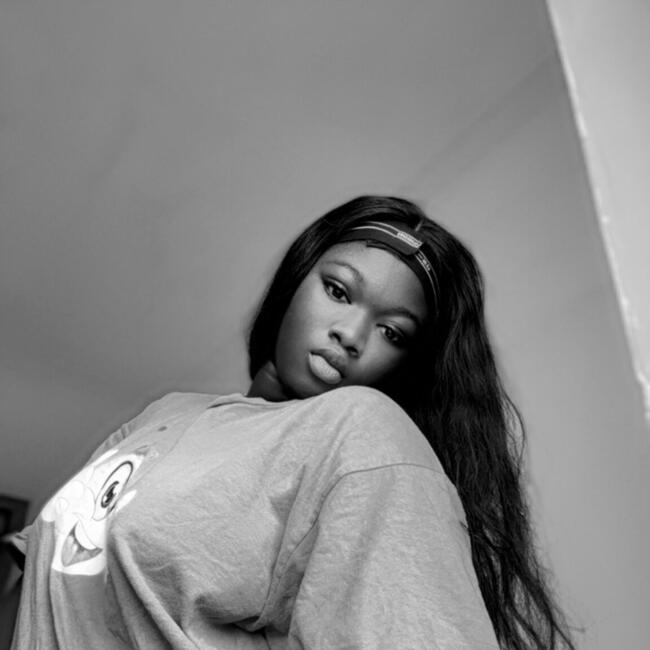 Babysitter in Accra: Ella