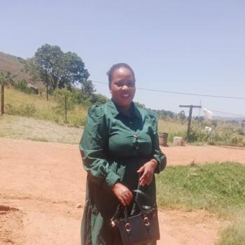 Nanny in Mtunzini: Phakamile