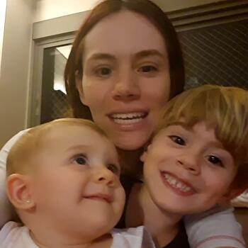 Emprego de babá em Nova Lima: emprego de babá