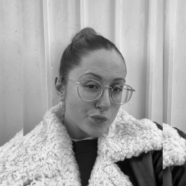 Babysitter in Ávila: Rebeca