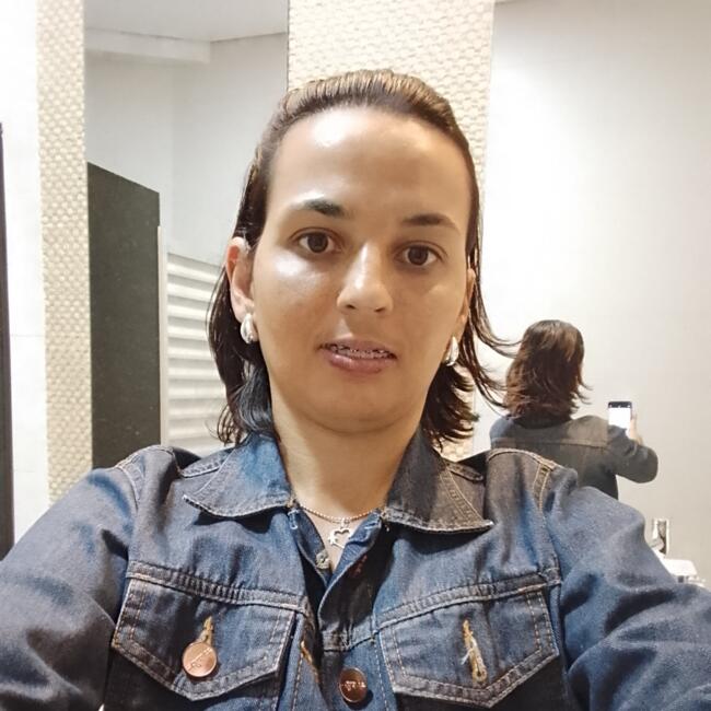 Babysitter in Dourados: Joline de oliveira silveira
