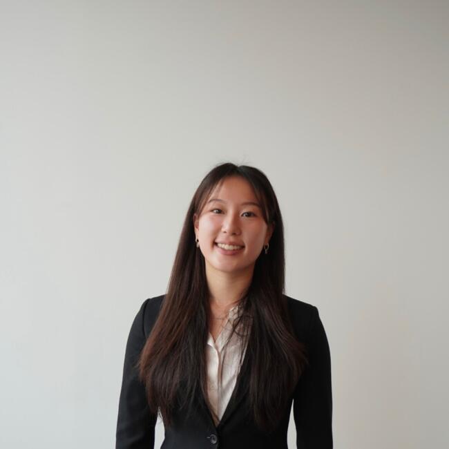 Baby-sitter in Toronto: Dayun