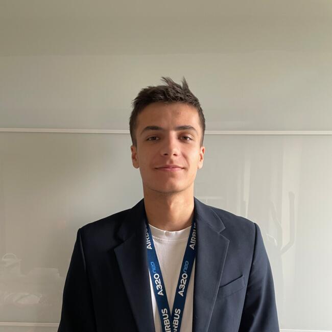 Babysitter in Ivry-sur-Seine: Valentin