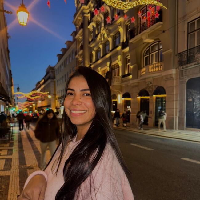 Babysitter in London: Yaela