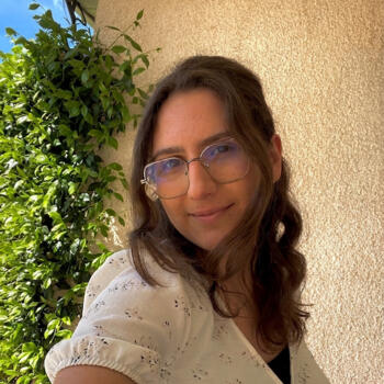 Babysitter in Périgueux: Fiona