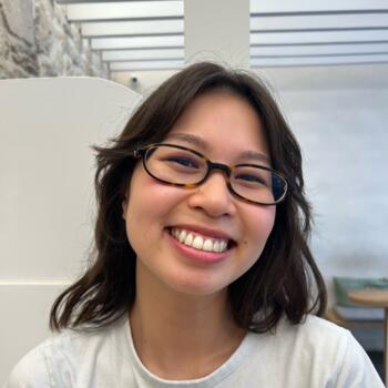 Babysitter Paris: Alexa