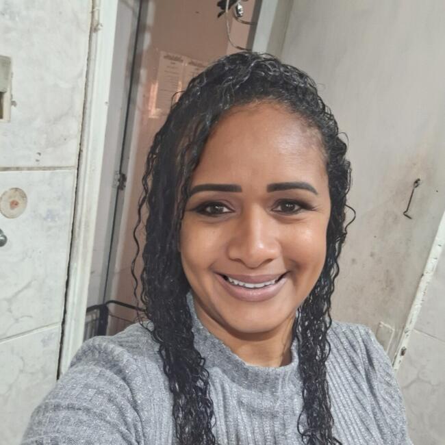 Babysitter in Maricá: Cristiane Vasconcelos