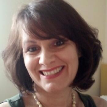 Babysitter em Almada: Gianna Maria