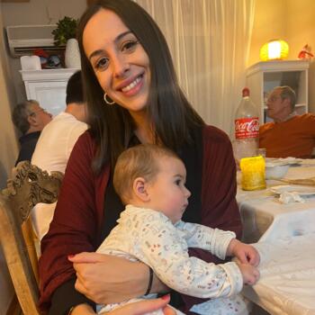 Babysitter in Gold Coast: Raquel