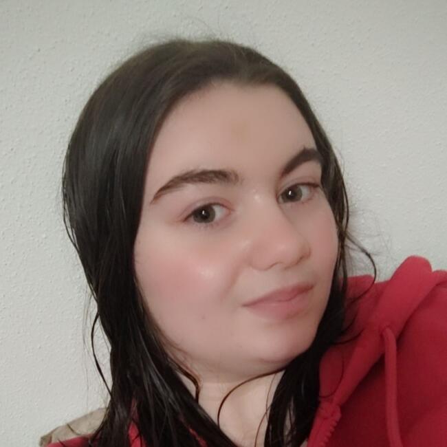 Babysitter in Lautenbach: Elya