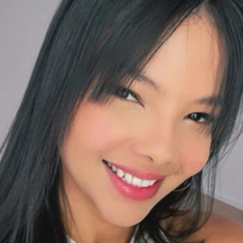 Babá em Brasília: Renata