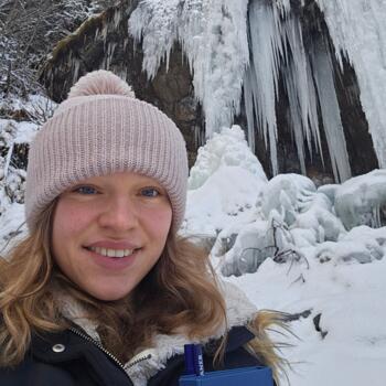 Barnvakt Åkersberga: Angela