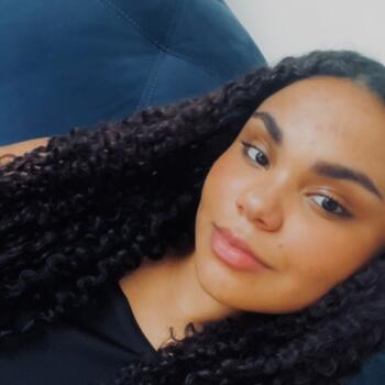 Babysitter in São Paulo: Emilly Vasconcelos
