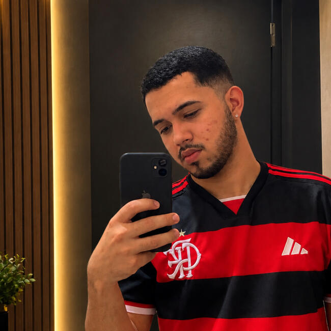Emprego de babá em Goiânia: Joao