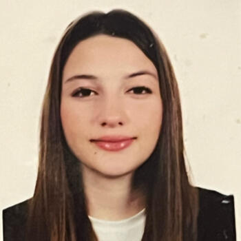 Babysitter in Alcalá de Henares: Ainara