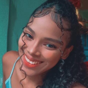 Niñera en Guácima: YULIANA