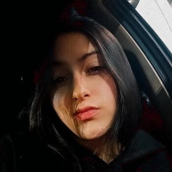 Babysitter in Poços de Caldas: Julia