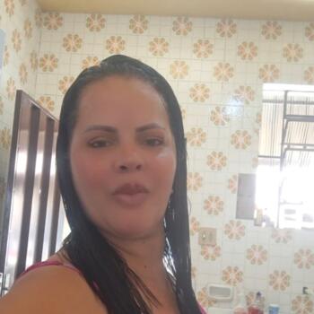 Babysitting job in Ribeirão das Neves: babysitting job Sandra