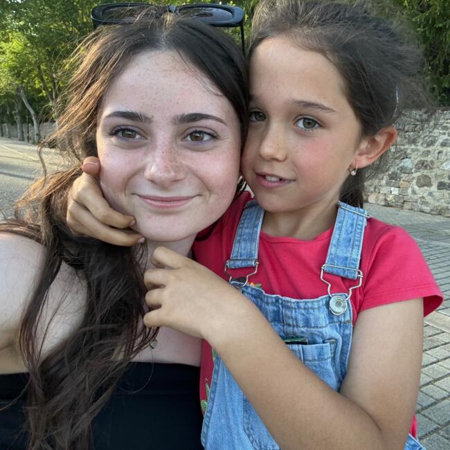 Babysitter in Melbourne: Isabel