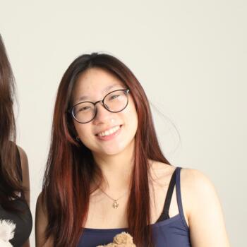 Babysitter in Singapore: Cheryl