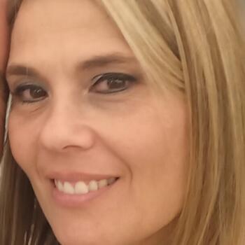 Babysitter Naxxar: Tania