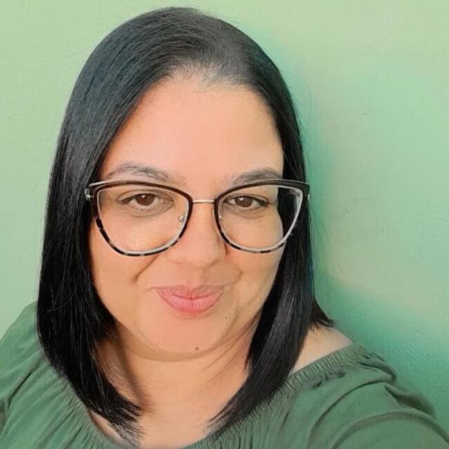 Babá em Joinville: Mirian keli