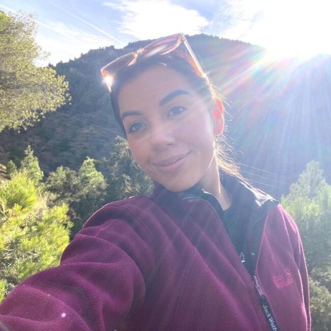 Canguro en Zaragoza: Mayder